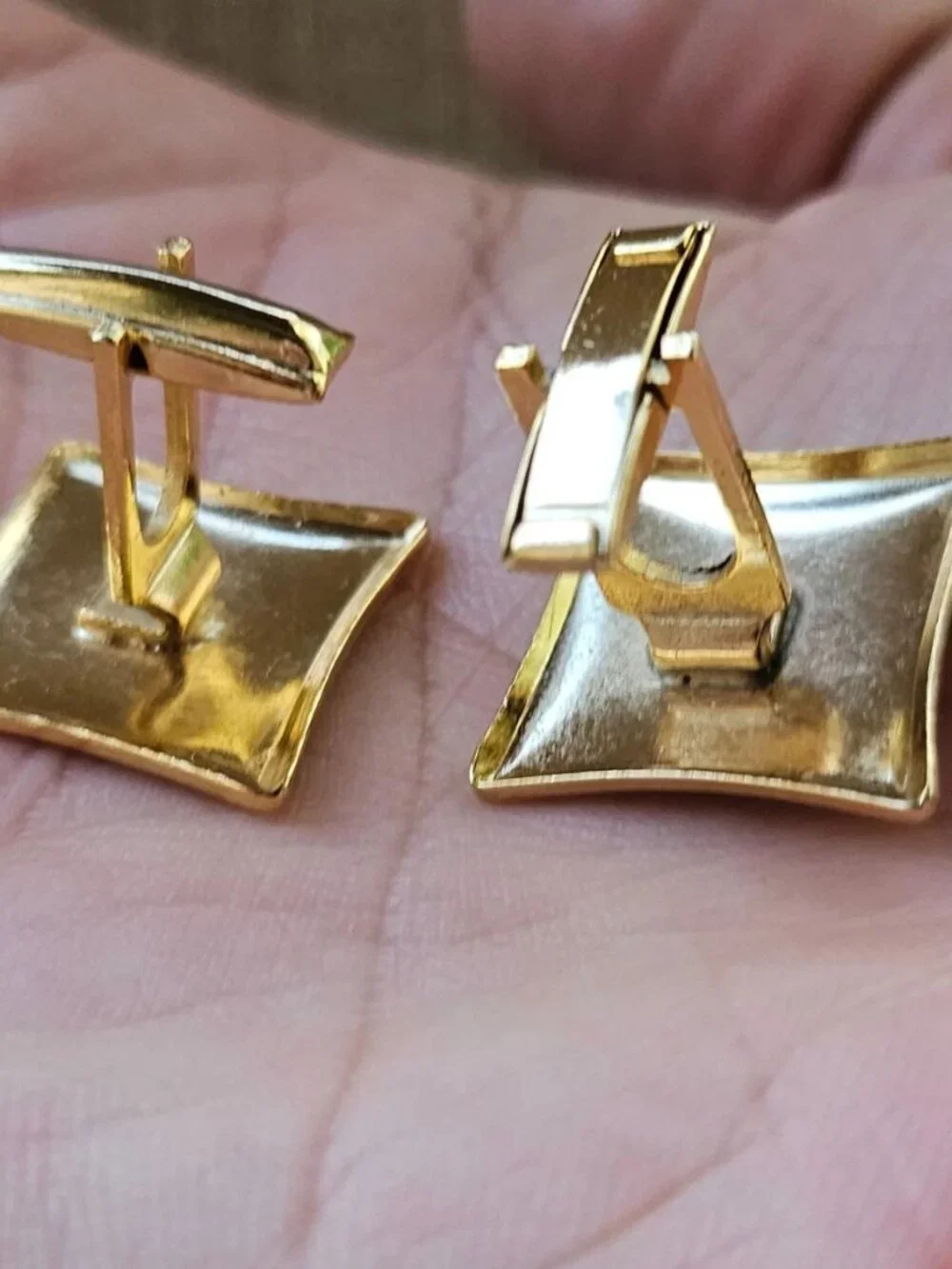 Vintage Cufflinks Gold Tone Fashion Jewelry Men Shirt Cuff links Stud